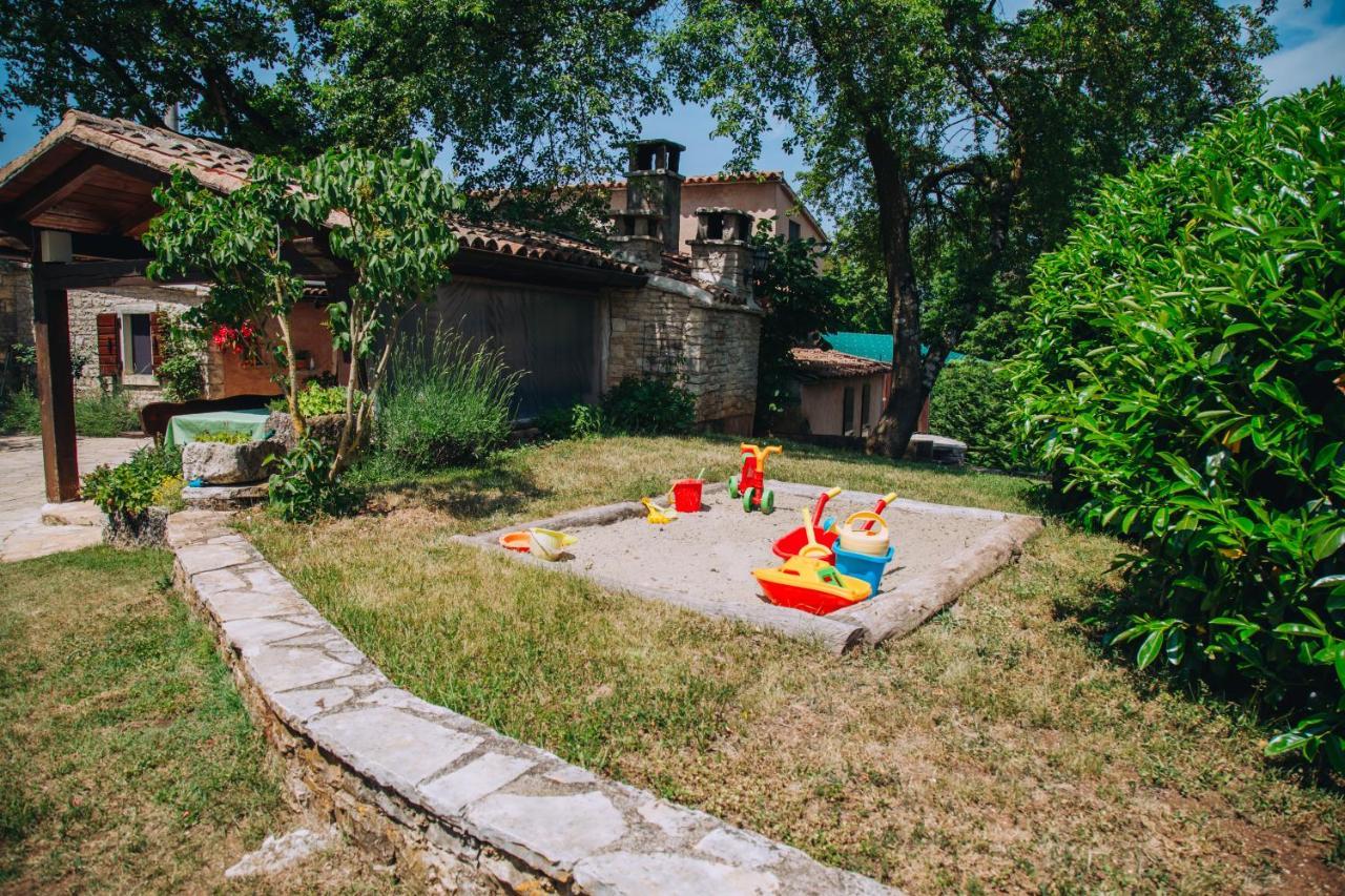 Villa Casa Karnevali Žminj Esterno foto